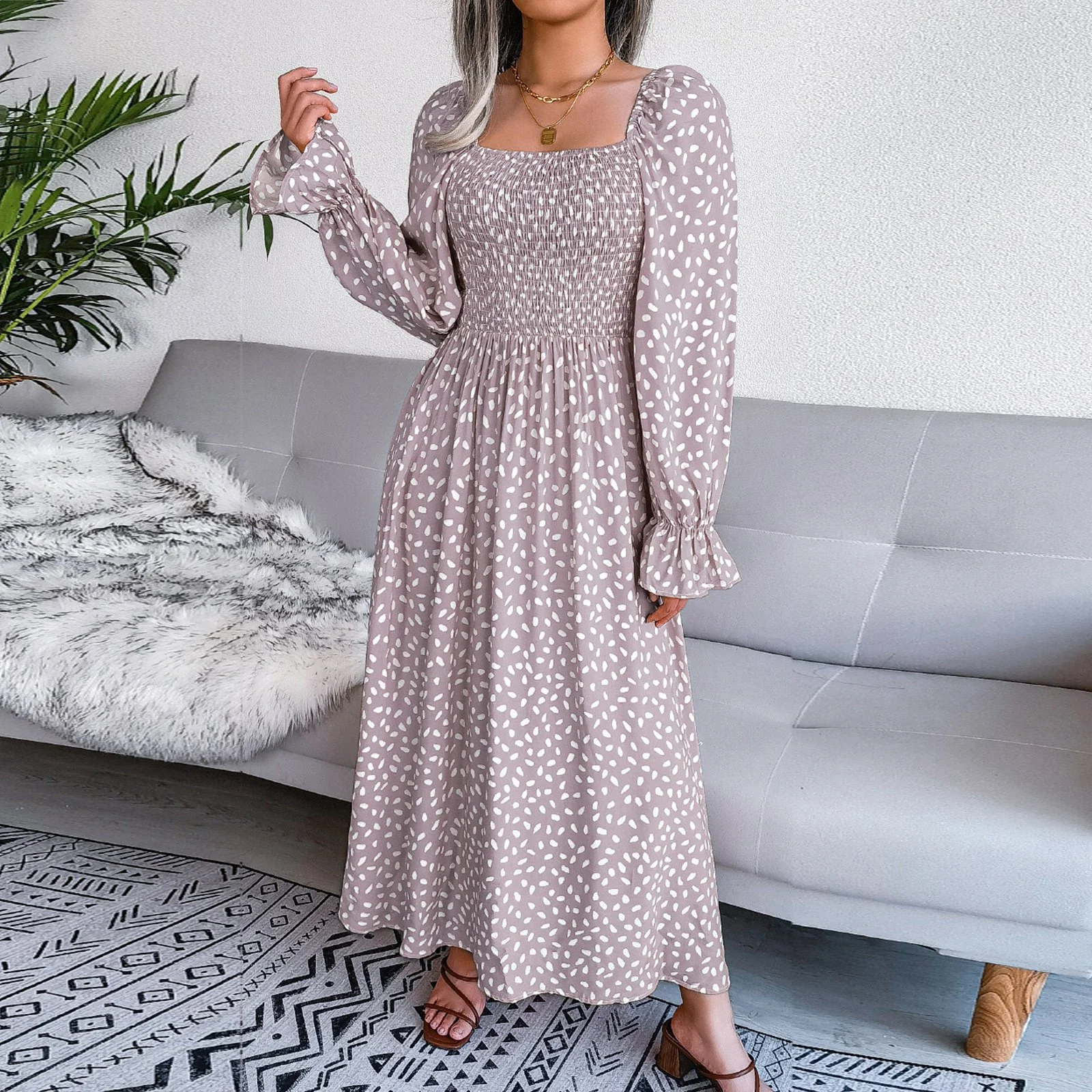 Adult Square Neck Maxi Dress Puff Sleeve Pleated Dress - Image 5